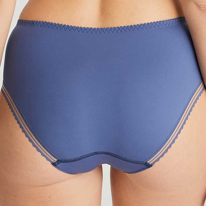 photo n°2 : High brief