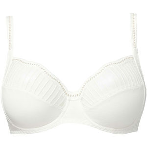 Full cup wire bra