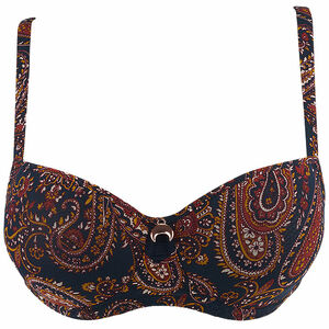 Neckline padded bra