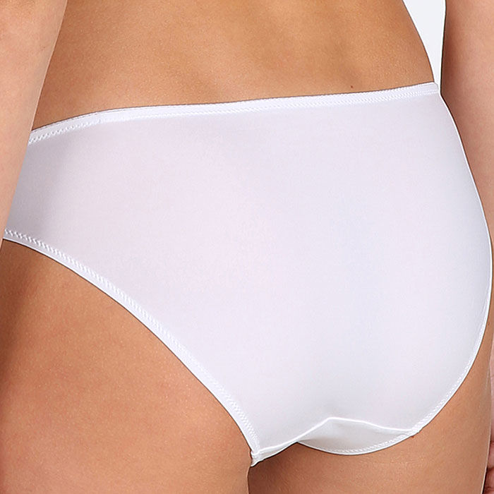 photo n°2 : Brief