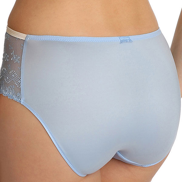 photo n°2 : Full brief
