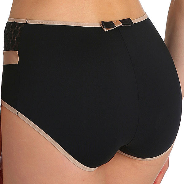 photo n°2 : Full brief
