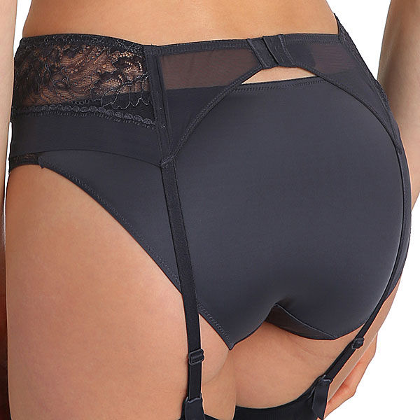 photo n°2 : Garter belt
