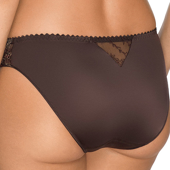 photo n°2 : Brief