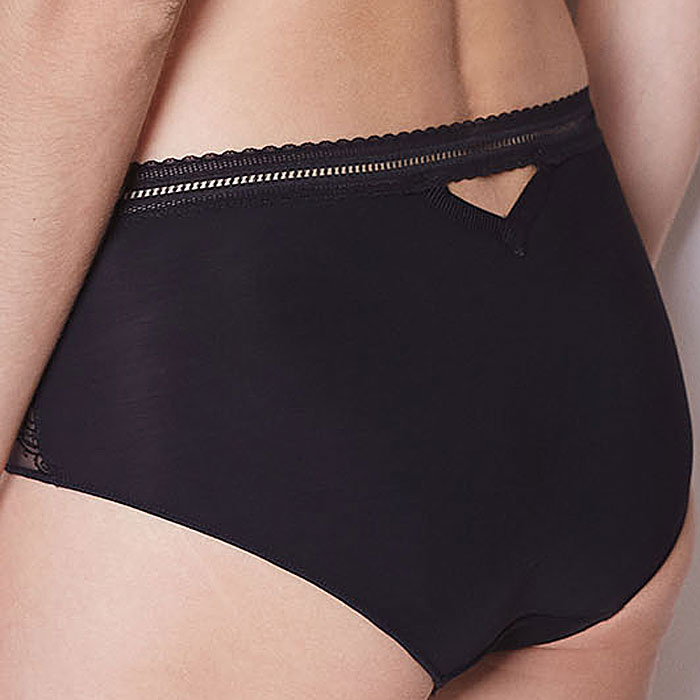 photo n°2 : Full brief