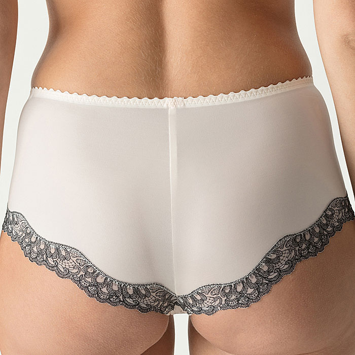 photo n°2 : Shorty string