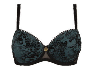 Soutien-gorge à armatures