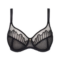 Underwired half cup bra